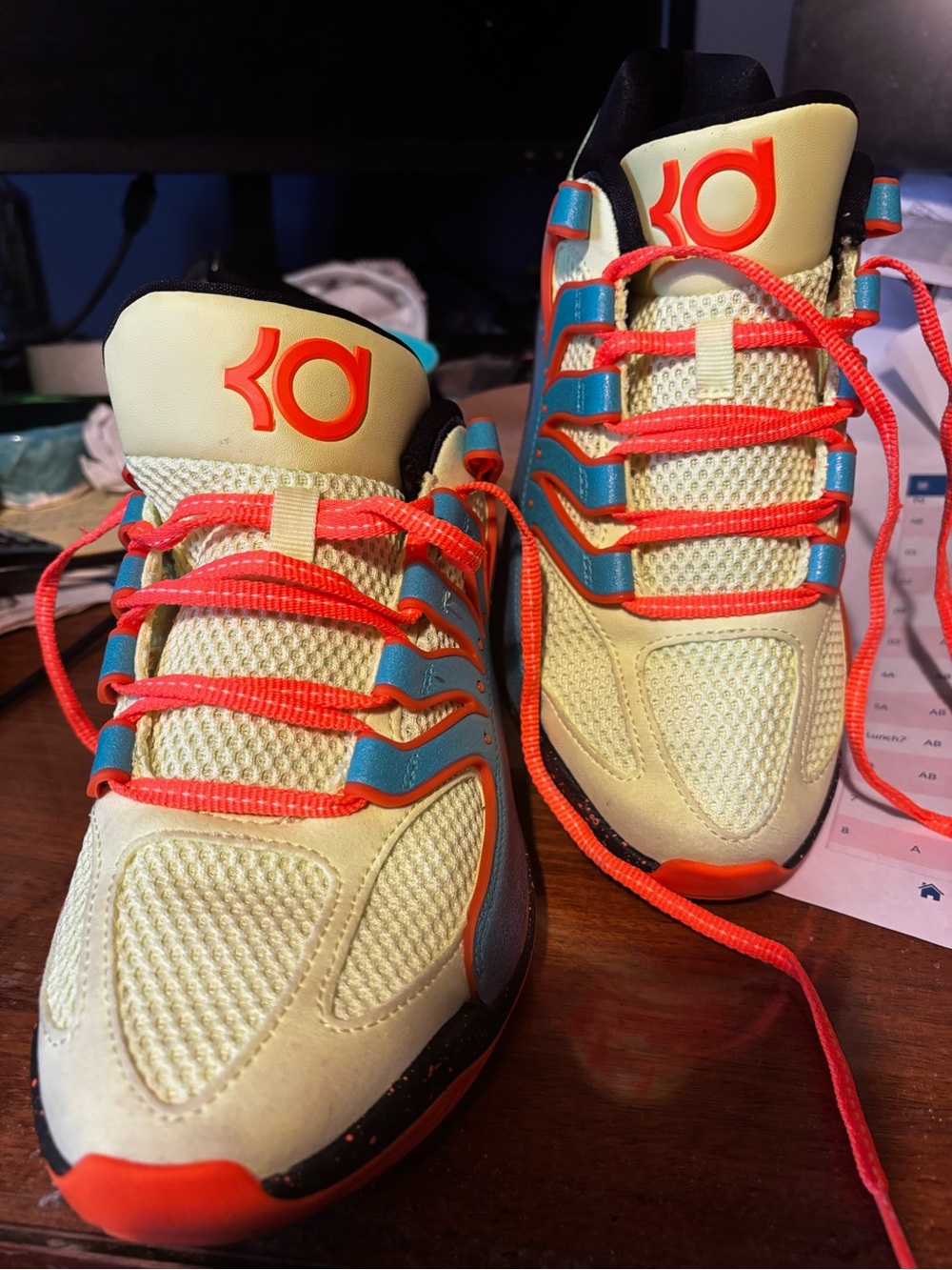 Nike KD Basketball Shoes in Light Yellow with Orange Accents 7.5